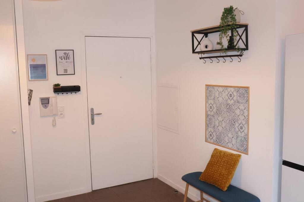 Les Cedres -Tram A 50 Metres, Bordeaux A 5 Minutes, Parking Apartment Cenon Exterior foto