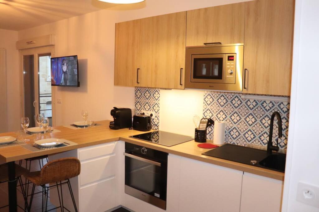 Les Cedres -Tram A 50 Metres, Bordeaux A 5 Minutes, Parking Apartment Cenon Exterior foto